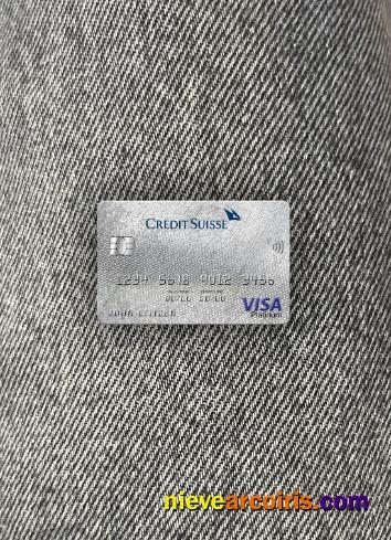 Switzerland Credit Suisse bank visa platinum card photolook
